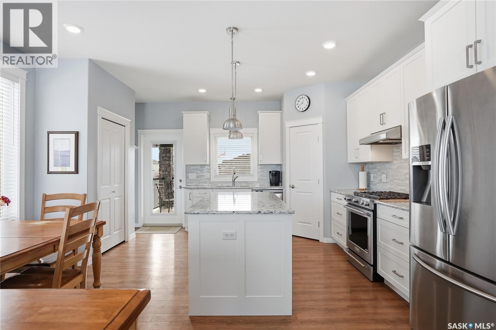 922 Salmon Way, Martensville, Saskatchewan  S0K 2T1 - Photo 9 - SK032212