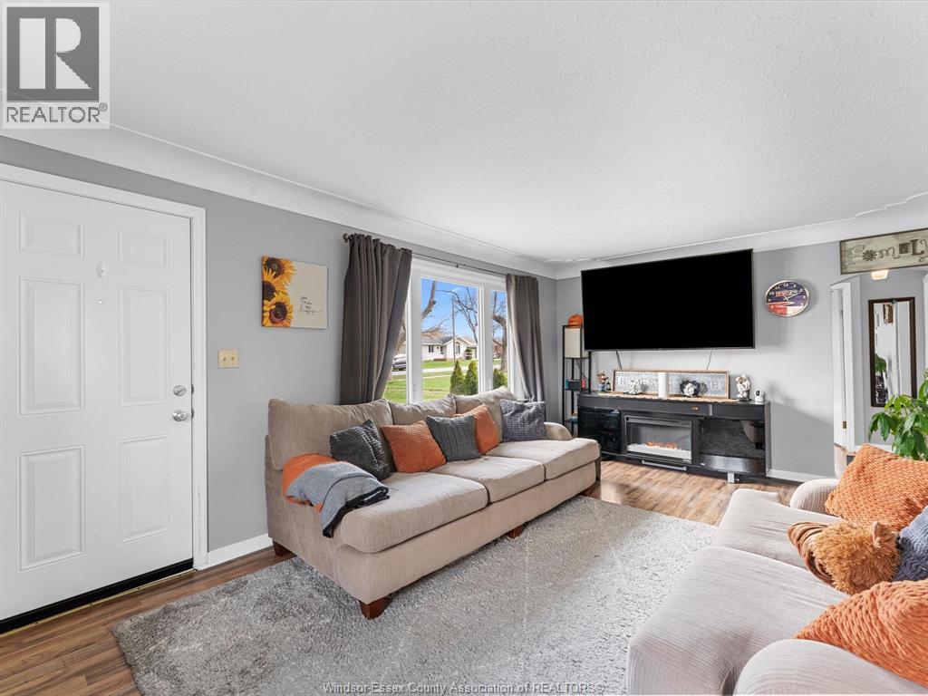 80 Stowe Street, Woodslee, Ontario  N0R 1V0 - Photo 3 - 26007622