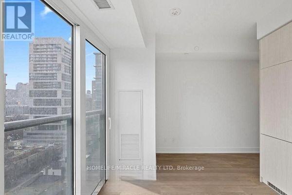 2901 - 308 Jarvis Street, Toronto, Ontario  M5B 0E3 - Photo 4 - C12976554
