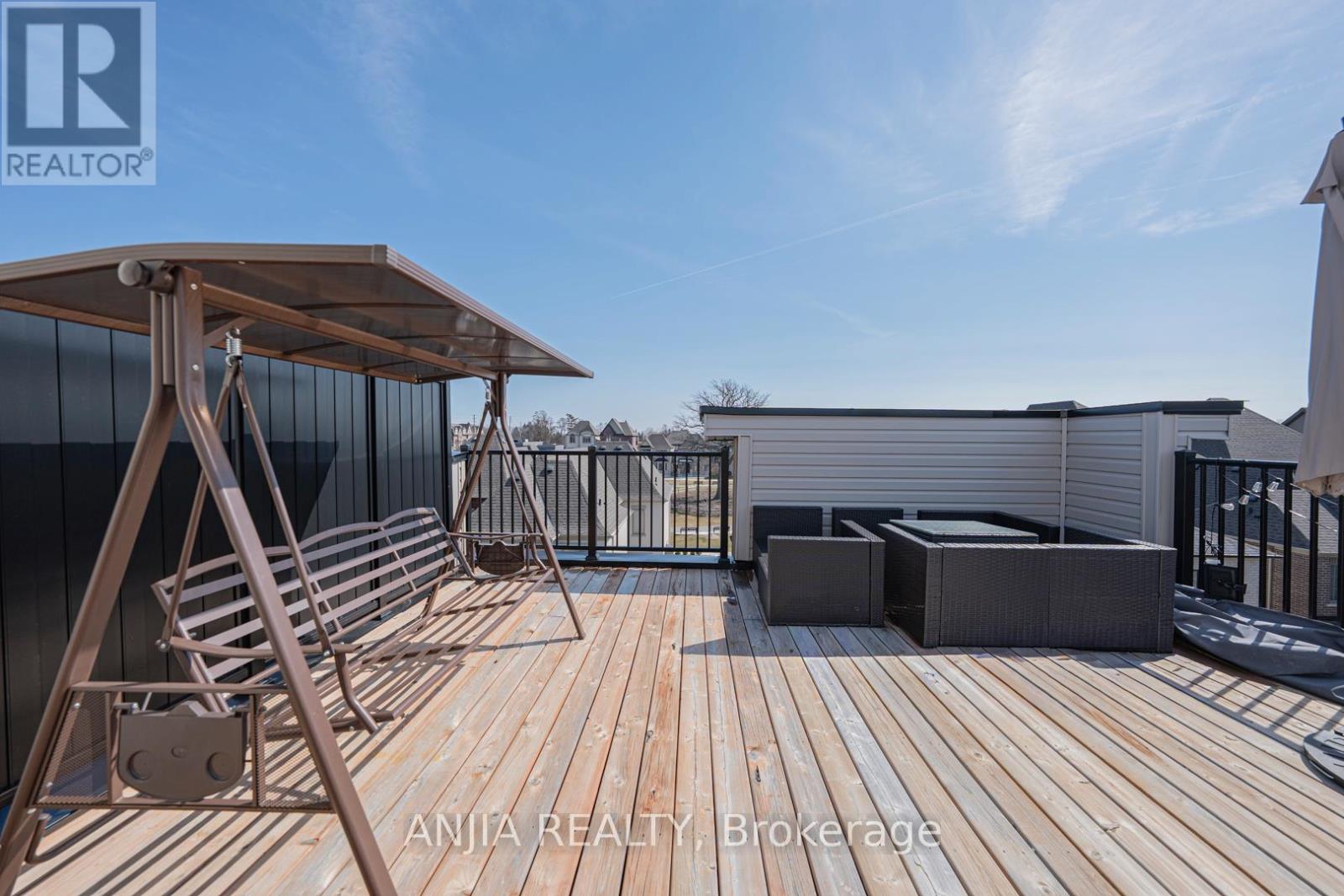 17 William Shearn Crescent S, Markham, Ontario  L6C 3J3 - Photo 30 - N12948722