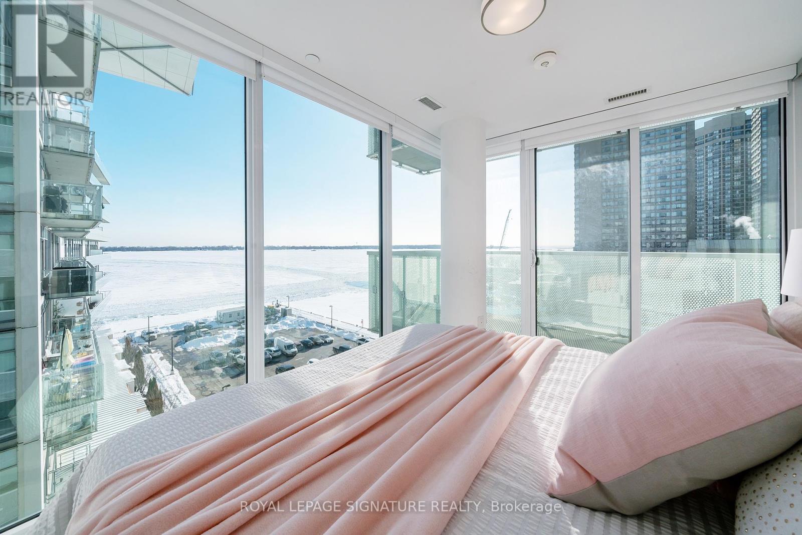 711 - 15 Queens Quay E, Toronto, Ontario  M5E 0C5 - Photo 10 - C12840148