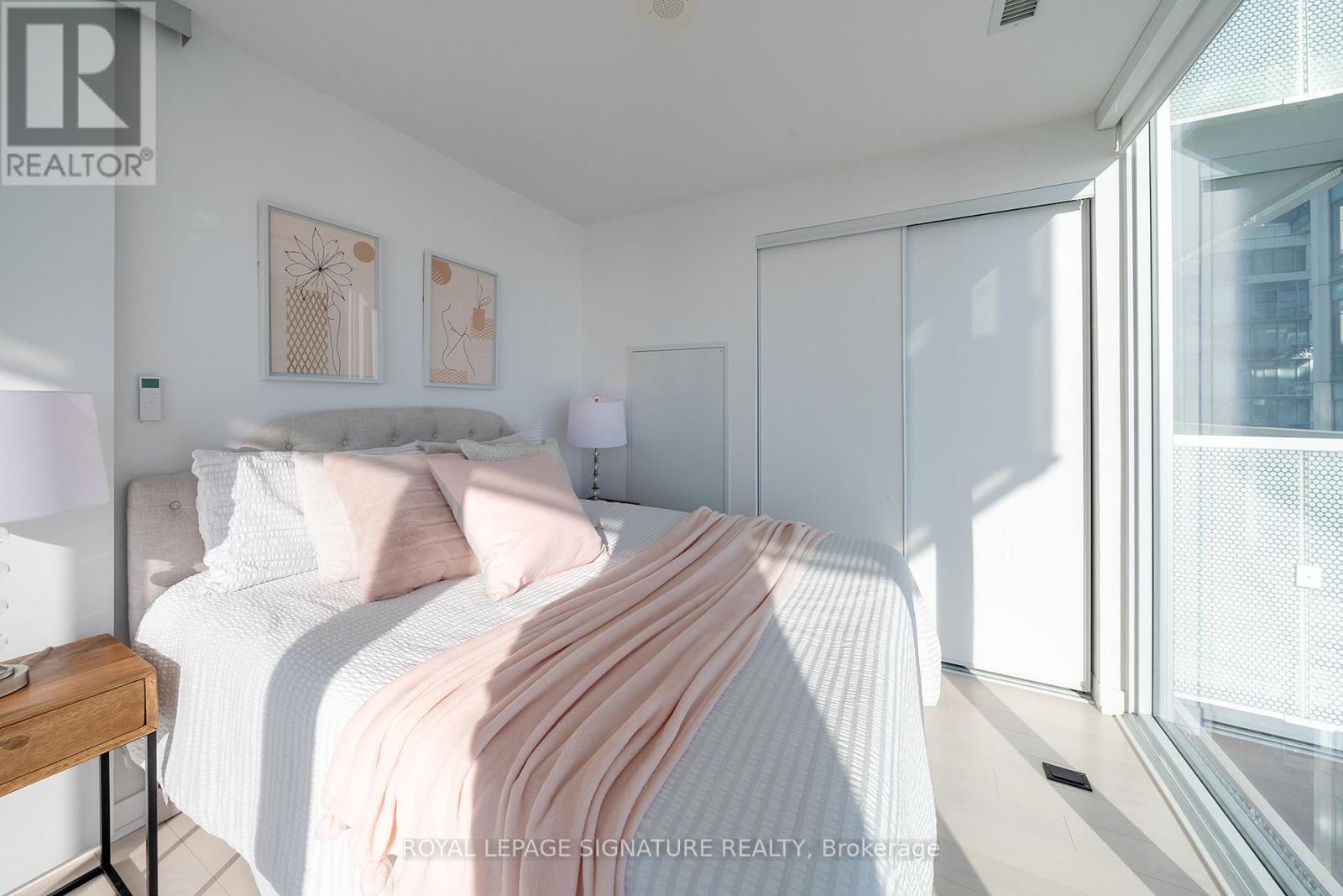 711 - 15 Queens Quay E, Toronto, Ontario  M5E 0C5 - Photo 12 - C12840148