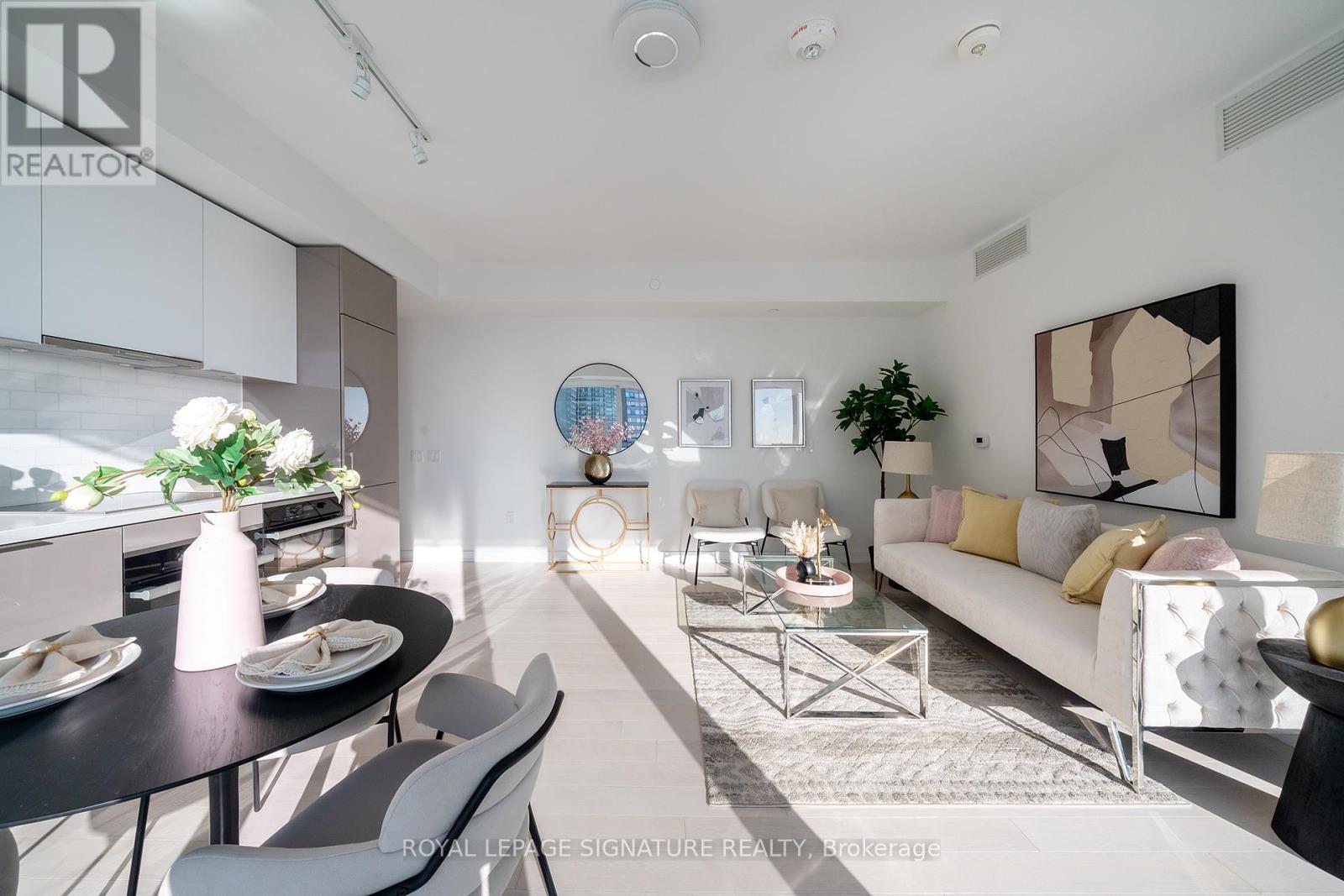 711 - 15 Queens Quay E, Toronto, Ontario  M5E 0C5 - Photo 3 - C12840148