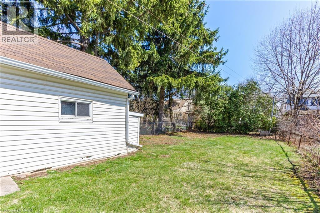203 Balmoral Avenue S, Hamilton, Ontario  L8M 3K5 - Photo 24 - 40818741