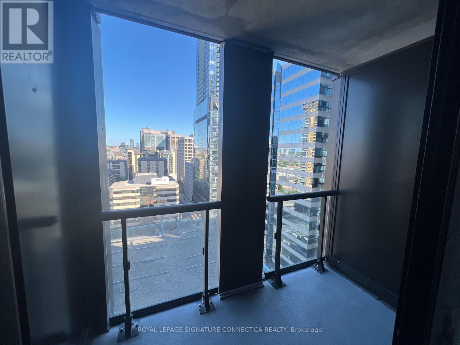 1601 - 238 Simcoe Street, Toronto, Ontario  M5T 3B9 - Photo 12 - C12976680