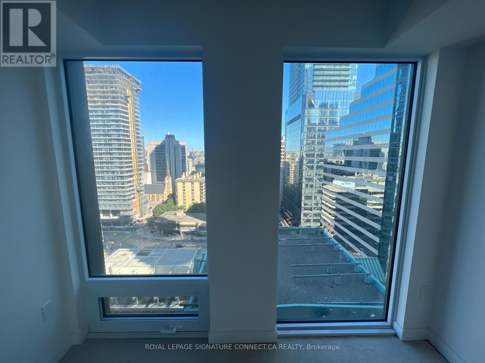 1601 - 238 Simcoe Street, Toronto, Ontario  M5T 3B9 - Photo 6 - C12976680