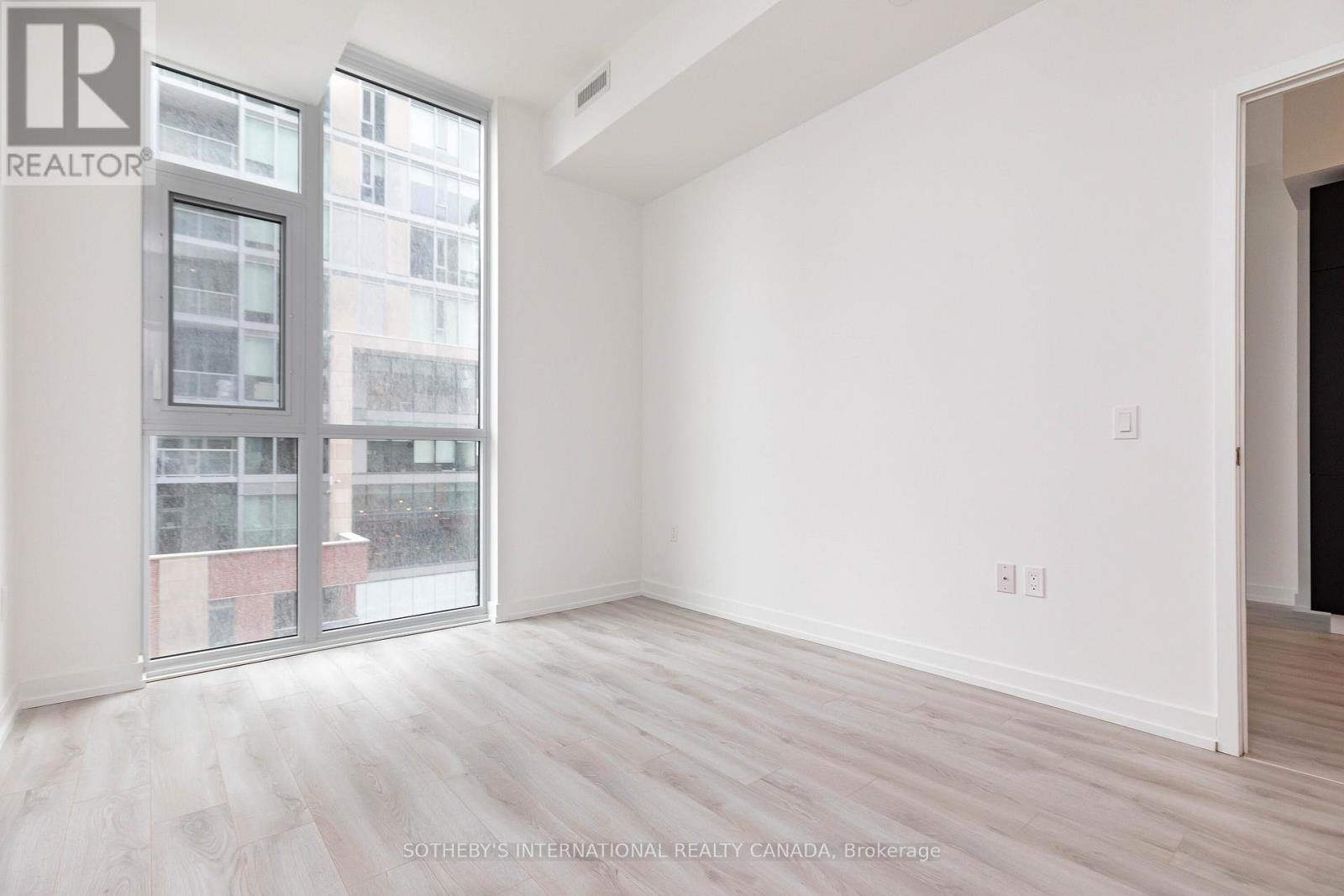 403 - 33 Helendale Avenue, Toronto, Ontario  M4R 0A4 - Photo 15 - C12976720