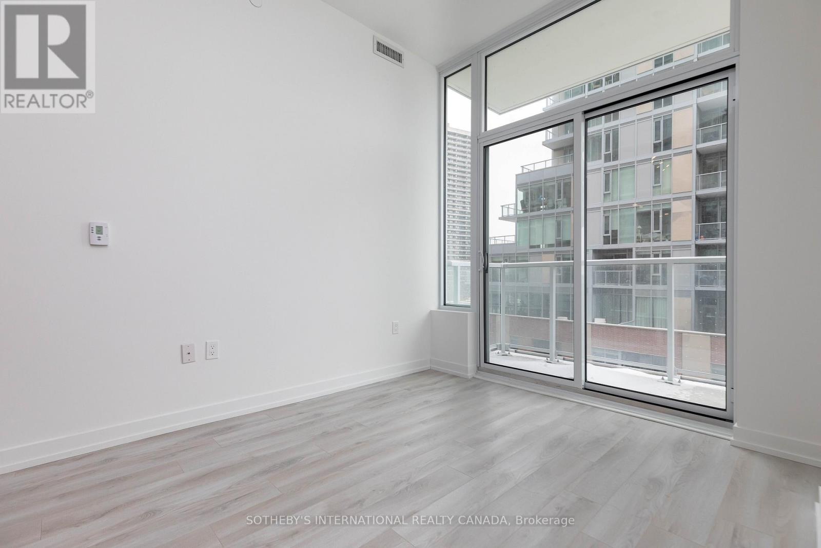 403 - 33 Helendale Avenue, Toronto, Ontario  M4R 0A4 - Photo 5 - C12976720