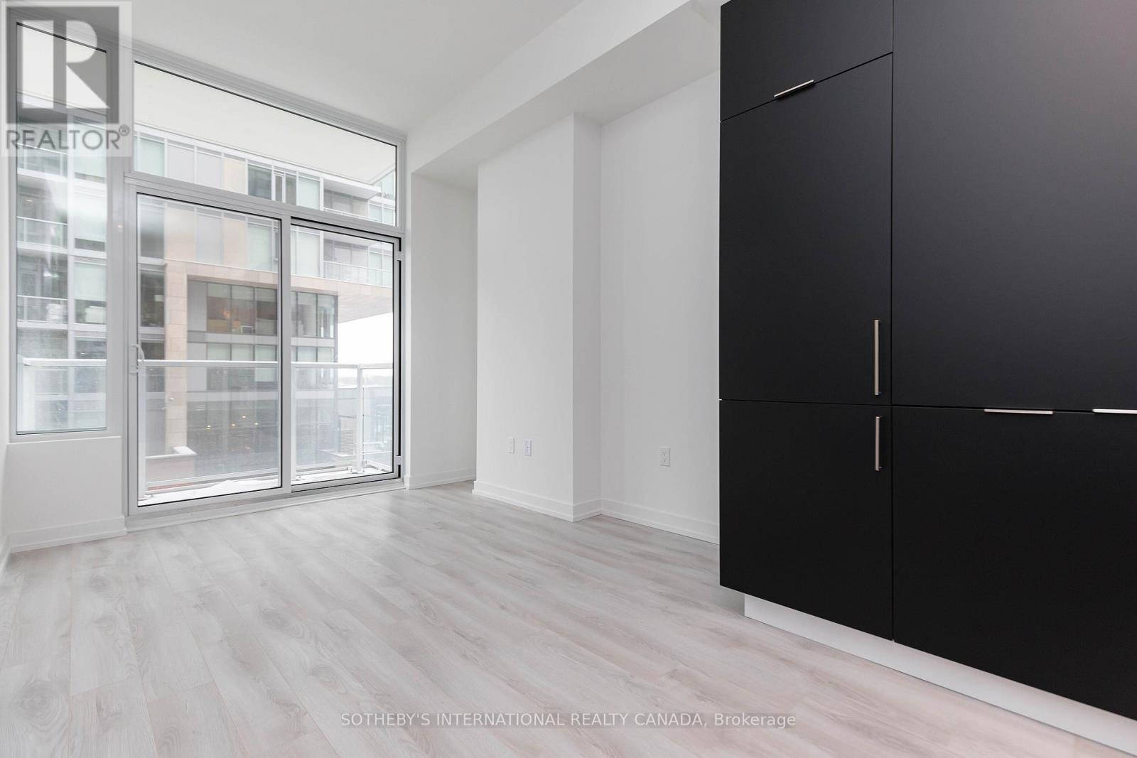 403 - 33 Helendale Avenue, Toronto, Ontario  M4R 0A4 - Photo 7 - C12976720