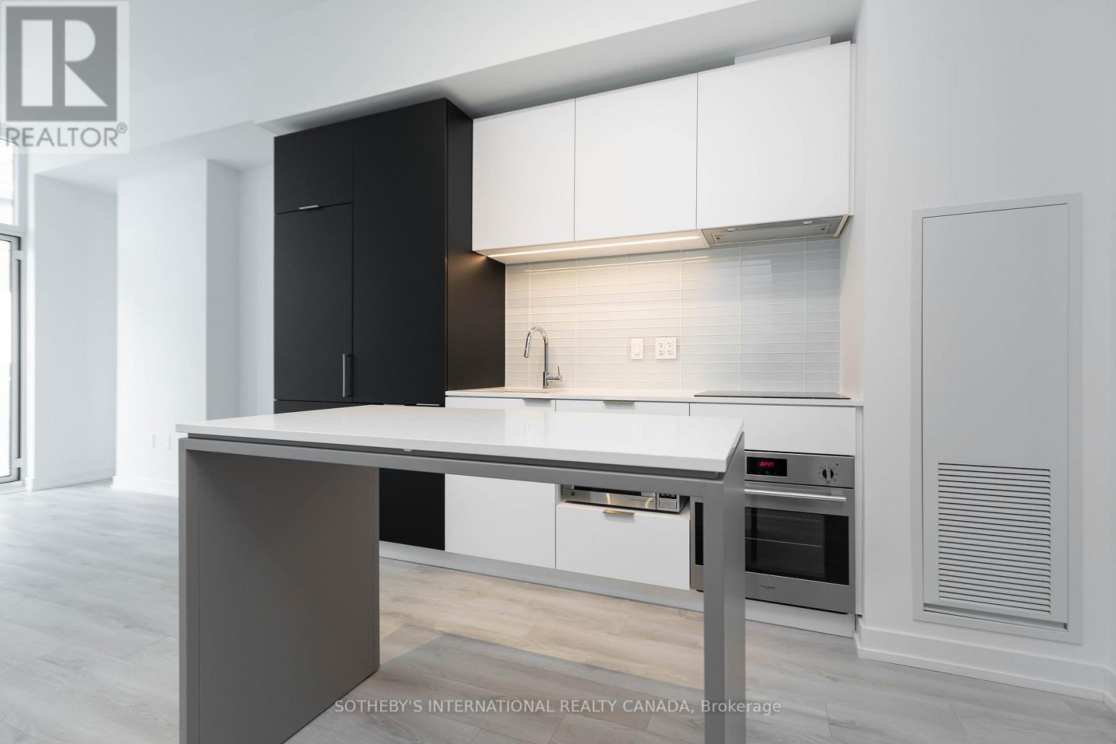 403 - 33 Helendale Avenue, Toronto, Ontario  M4R 0A4 - Photo 9 - C12976720