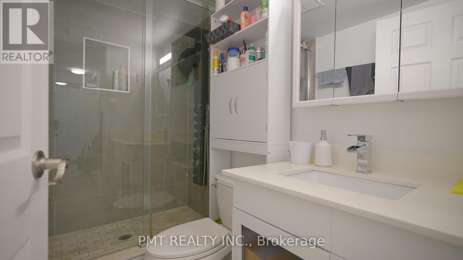 1430 - 33 Harbour Square, Toronto, Ontario  M5J 2G2 - Photo 16 - C12976740