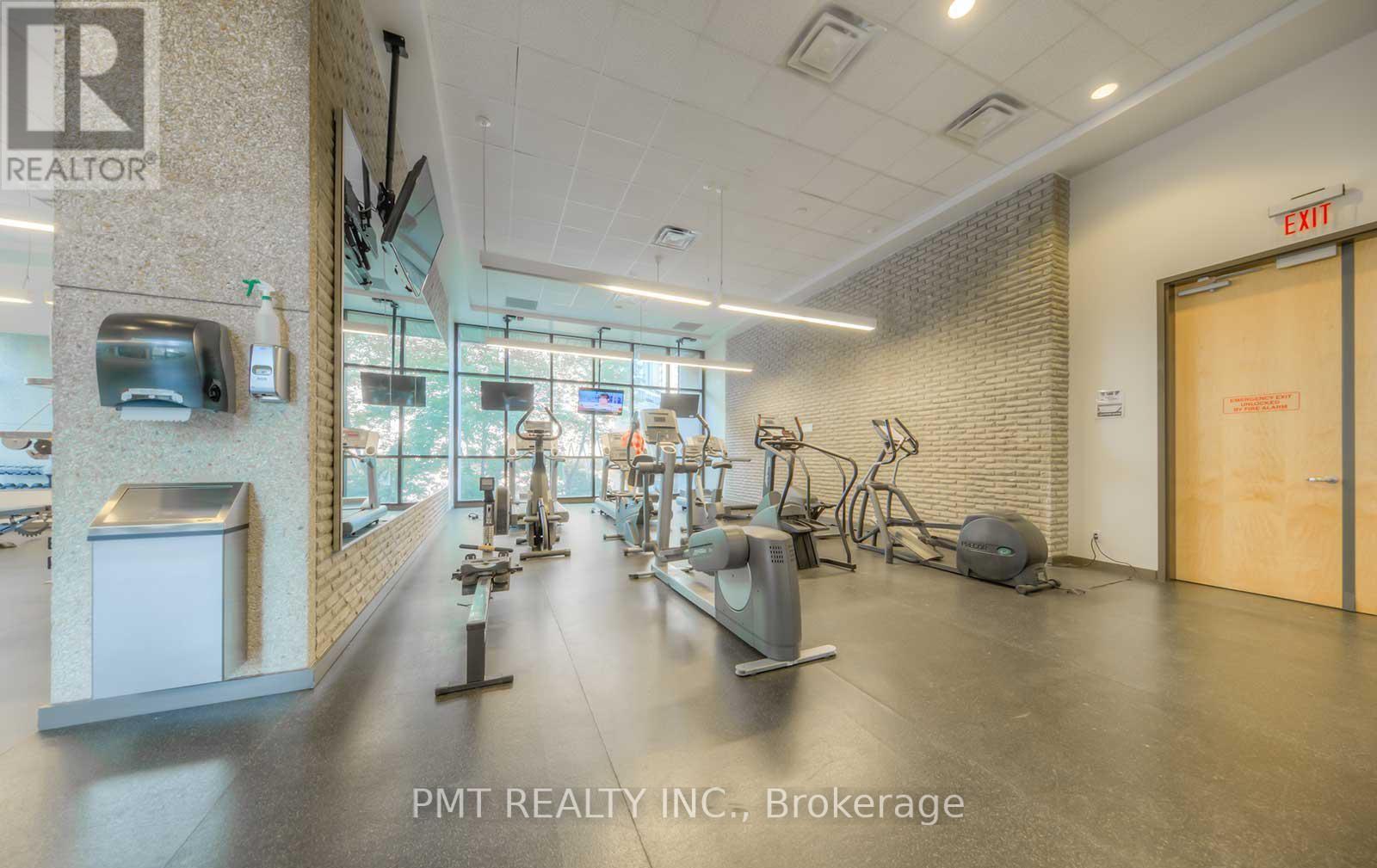 1430 - 33 Harbour Square, Toronto, Ontario  M5J 2G2 - Photo 18 - C12976740