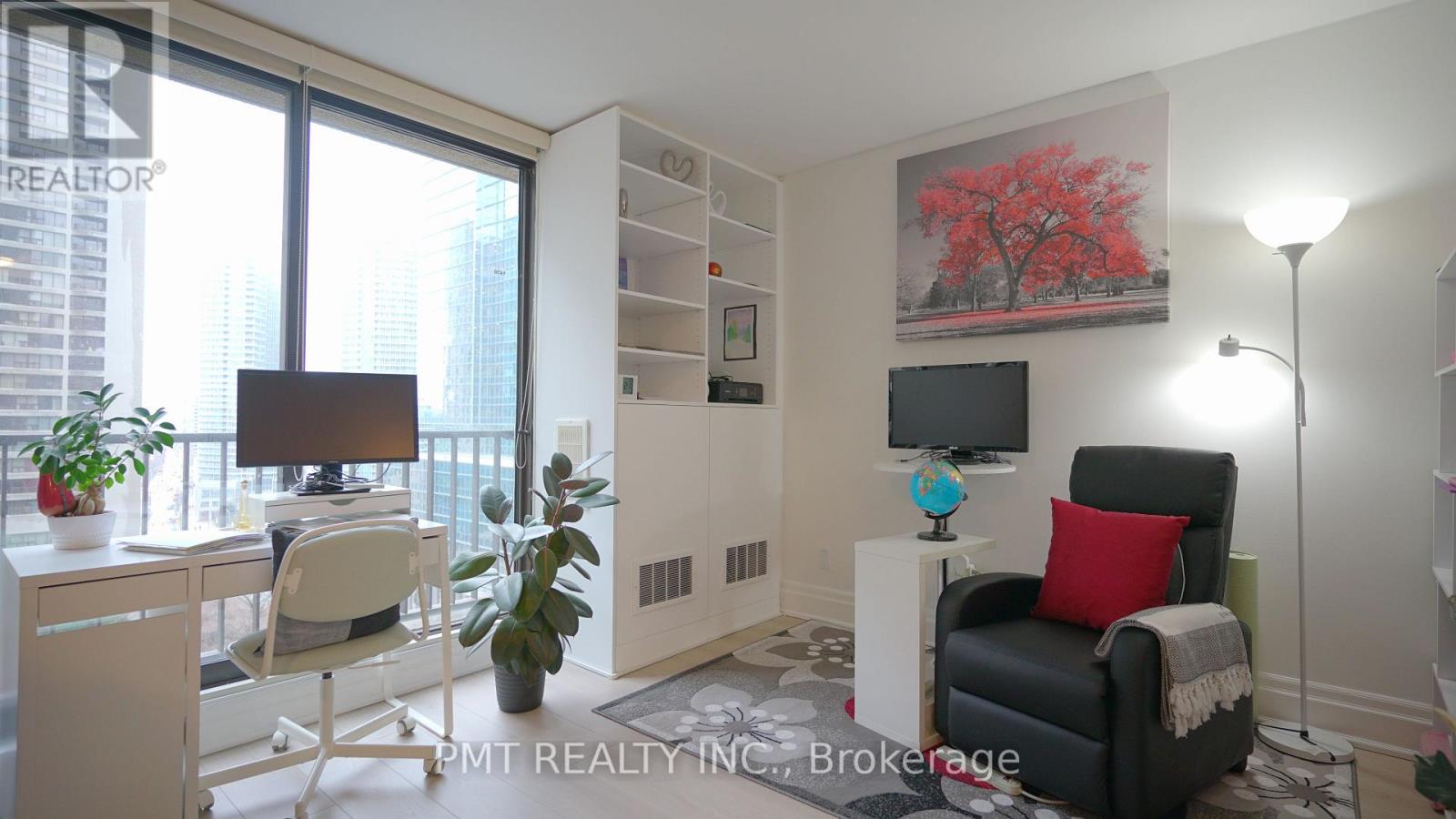 1430 - 33 Harbour Square, Toronto, Ontario  M5J 2G2 - Photo 5 - C12976740