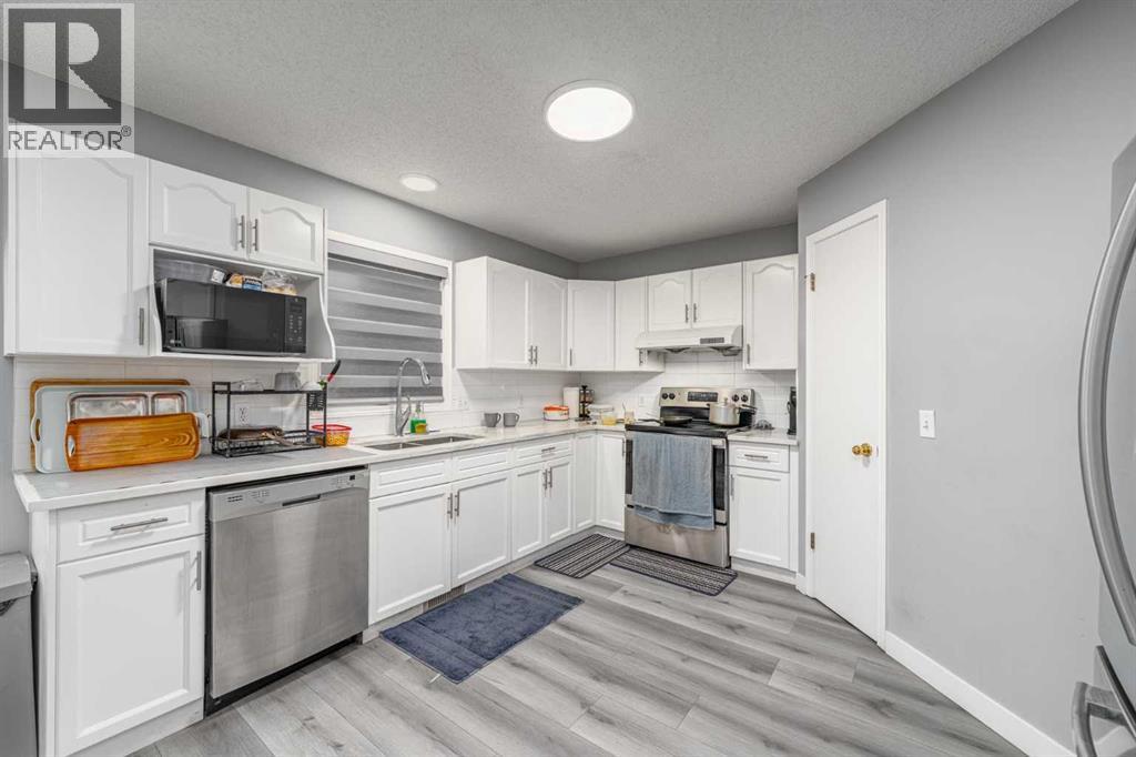 14 Coral Sands Place Ne, Calgary, Alberta  T3J 3J3 - Photo 8 - A2286867