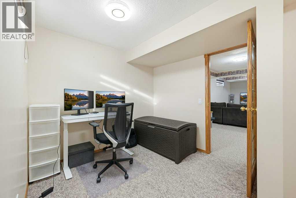 63 Coral Springs Green Ne, Calgary, Alberta  T3J 3S5 - Photo 38 - A2287167