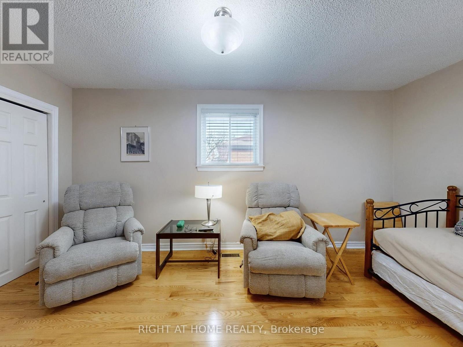 2 Barnes Crescent, Toronto, Ontario  M1G 1Z9 - Photo 18 - E12976614