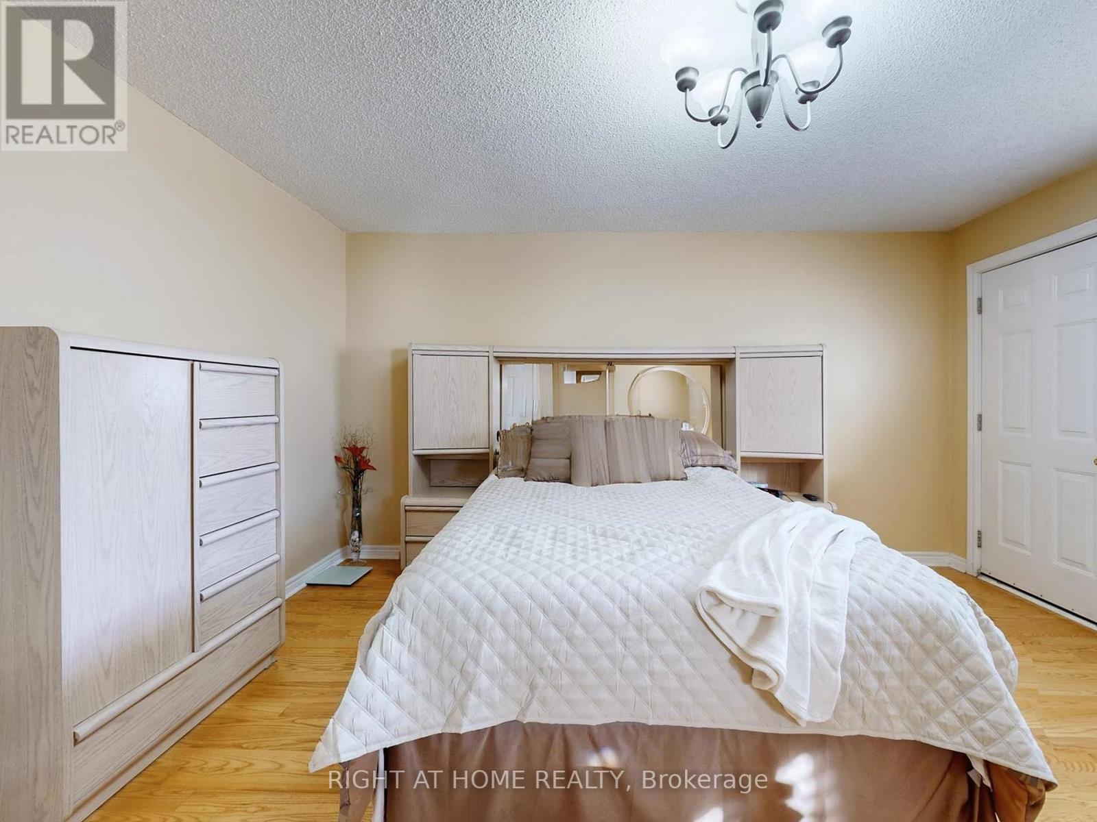 2 Barnes Crescent, Toronto, Ontario  M1G 1Z9 - Photo 20 - E12976614