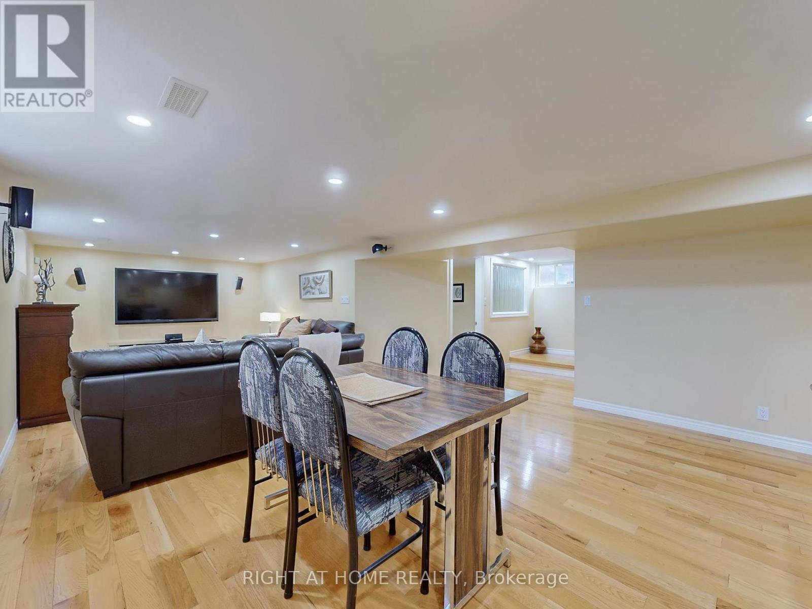 2 Barnes Crescent, Toronto, Ontario  M1G 1Z9 - Photo 34 - E12976614