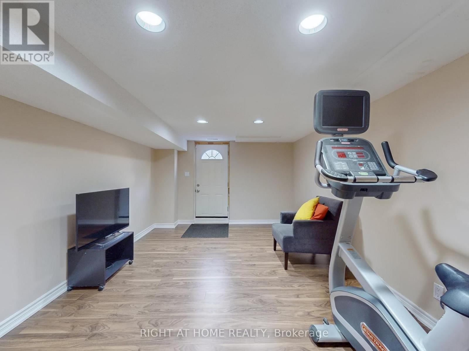 2 Barnes Crescent, Toronto, Ontario  M1G 1Z9 - Photo 41 - E12976614