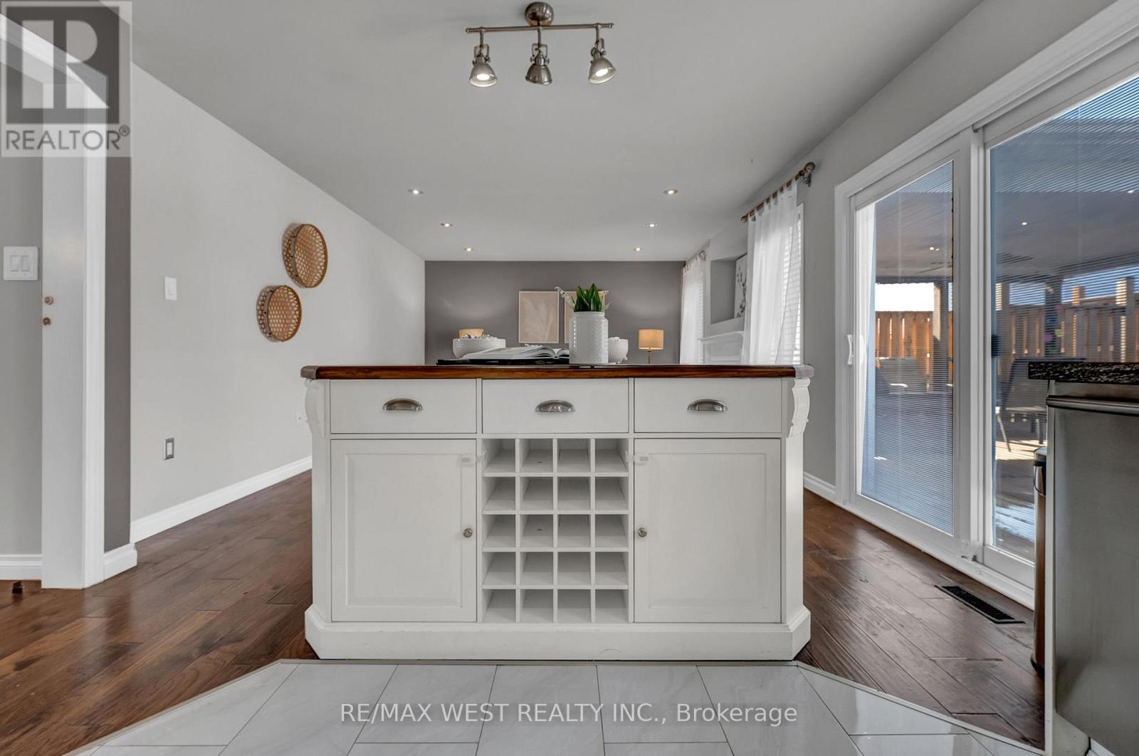 1136 Middlebury Avenue, Oshawa, Ontario  L1K 2P5 - Photo 16 - E12976620