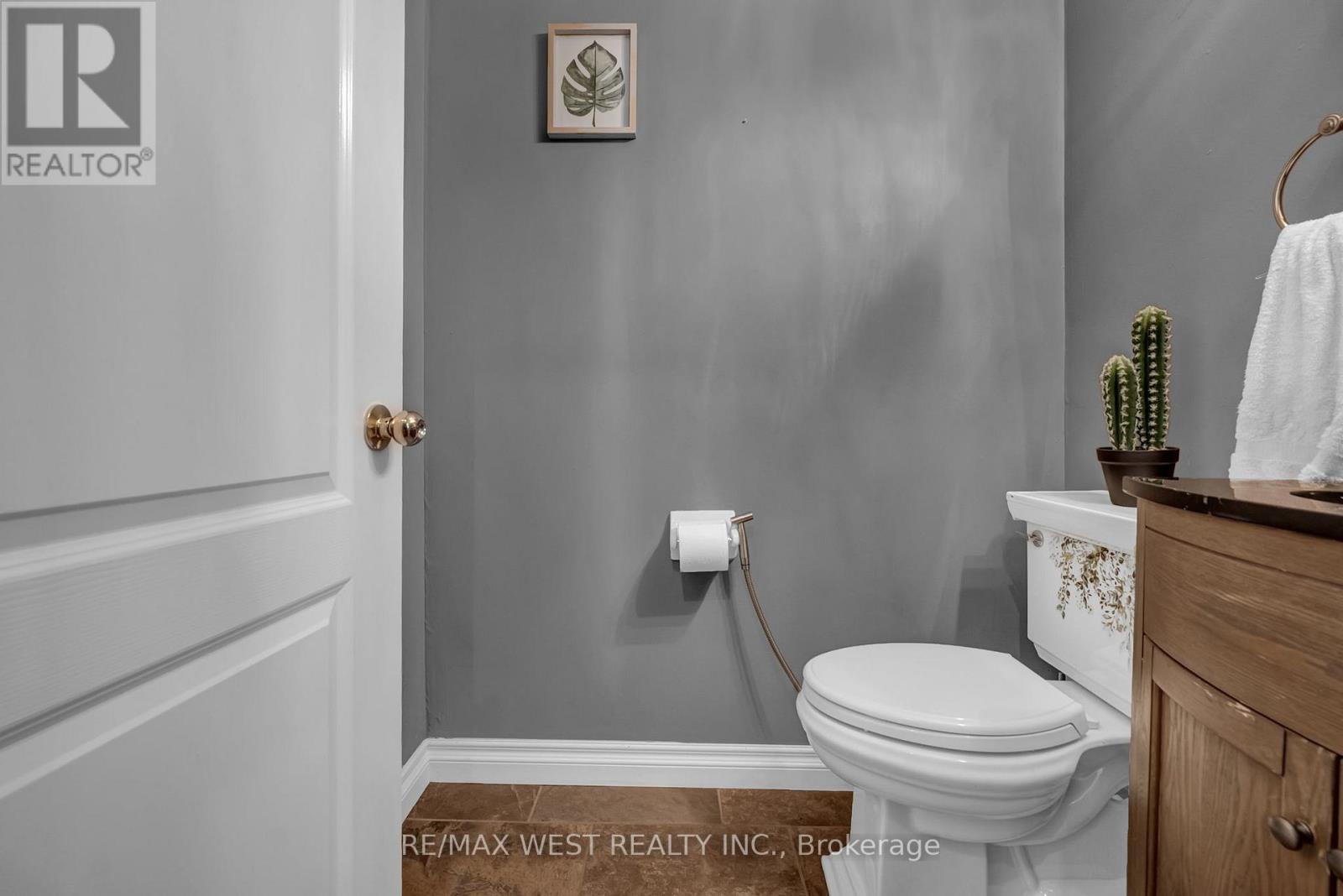 1136 Middlebury Avenue, Oshawa, Ontario  L1K 2P5 - Photo 17 - E12976620