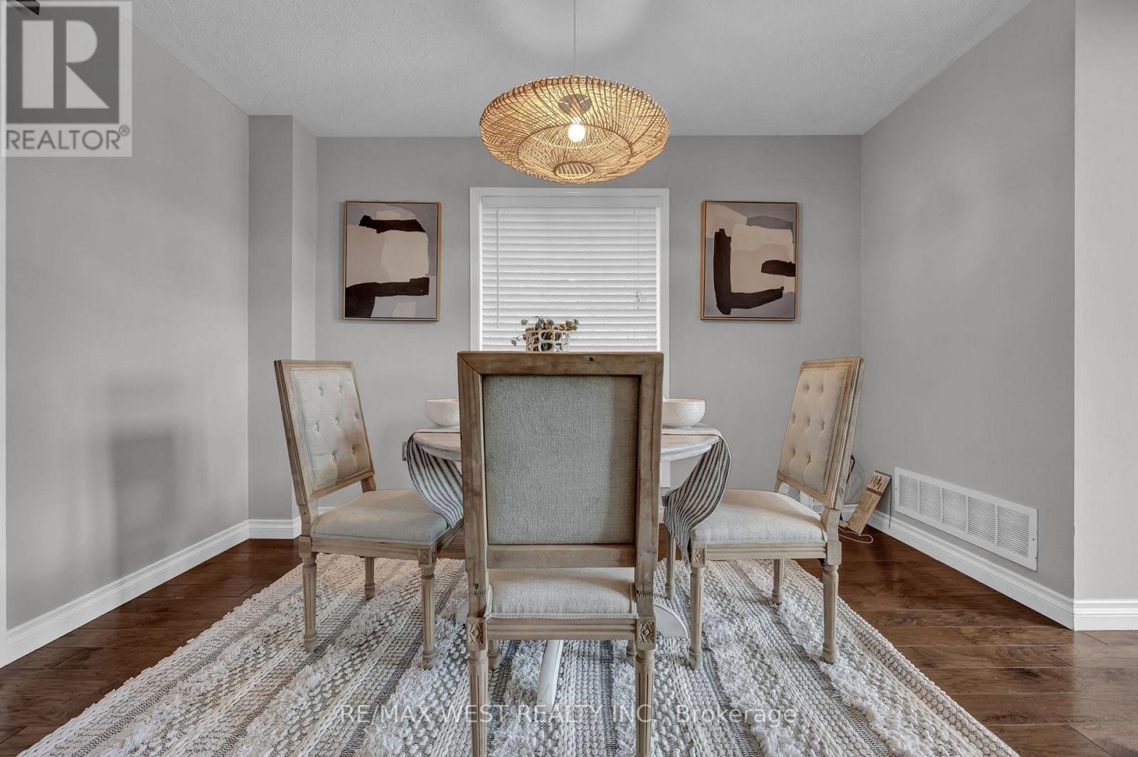 1136 Middlebury Avenue, Oshawa, Ontario  L1K 2P5 - Photo 7 - E12976620