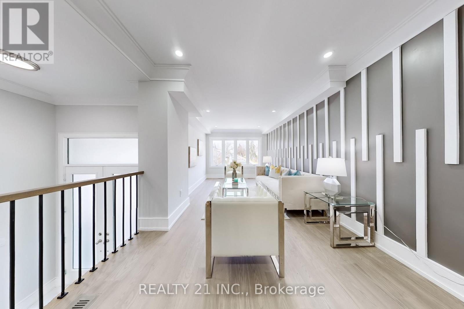 15 Malta Street, Toronto, Ontario  M1N 2L2 - Photo 18 - E12976654