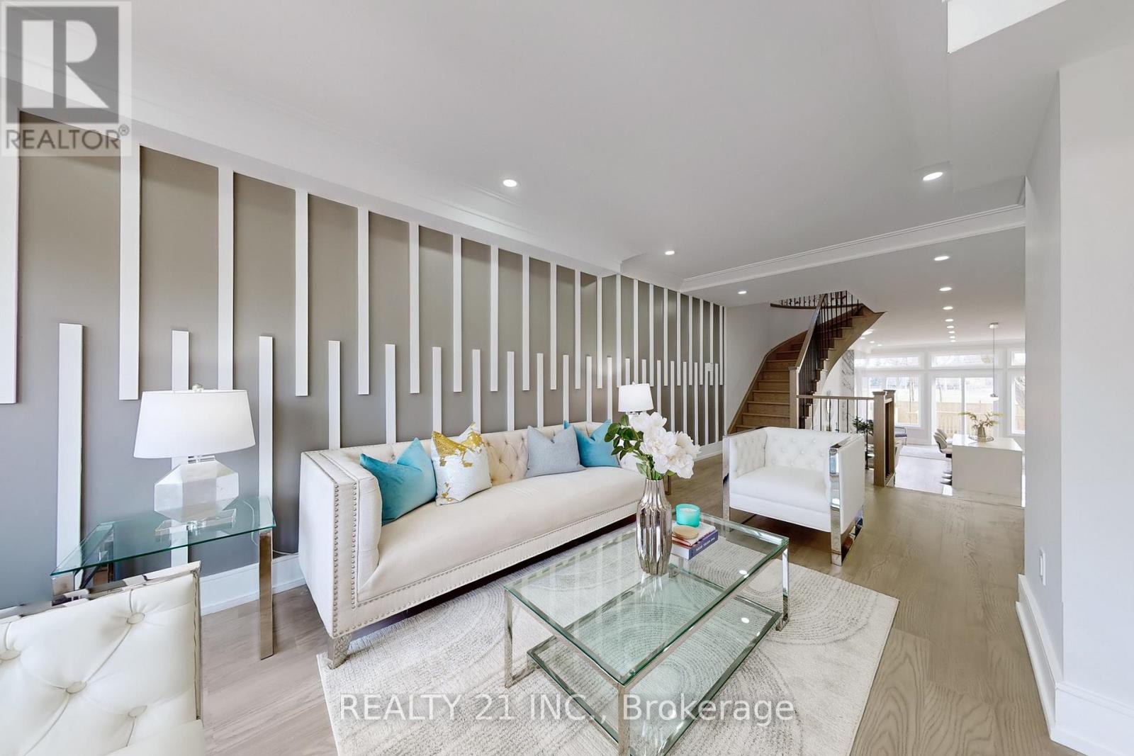 15 Malta Street, Toronto, Ontario  M1N 2L2 - Photo 19 - E12976654