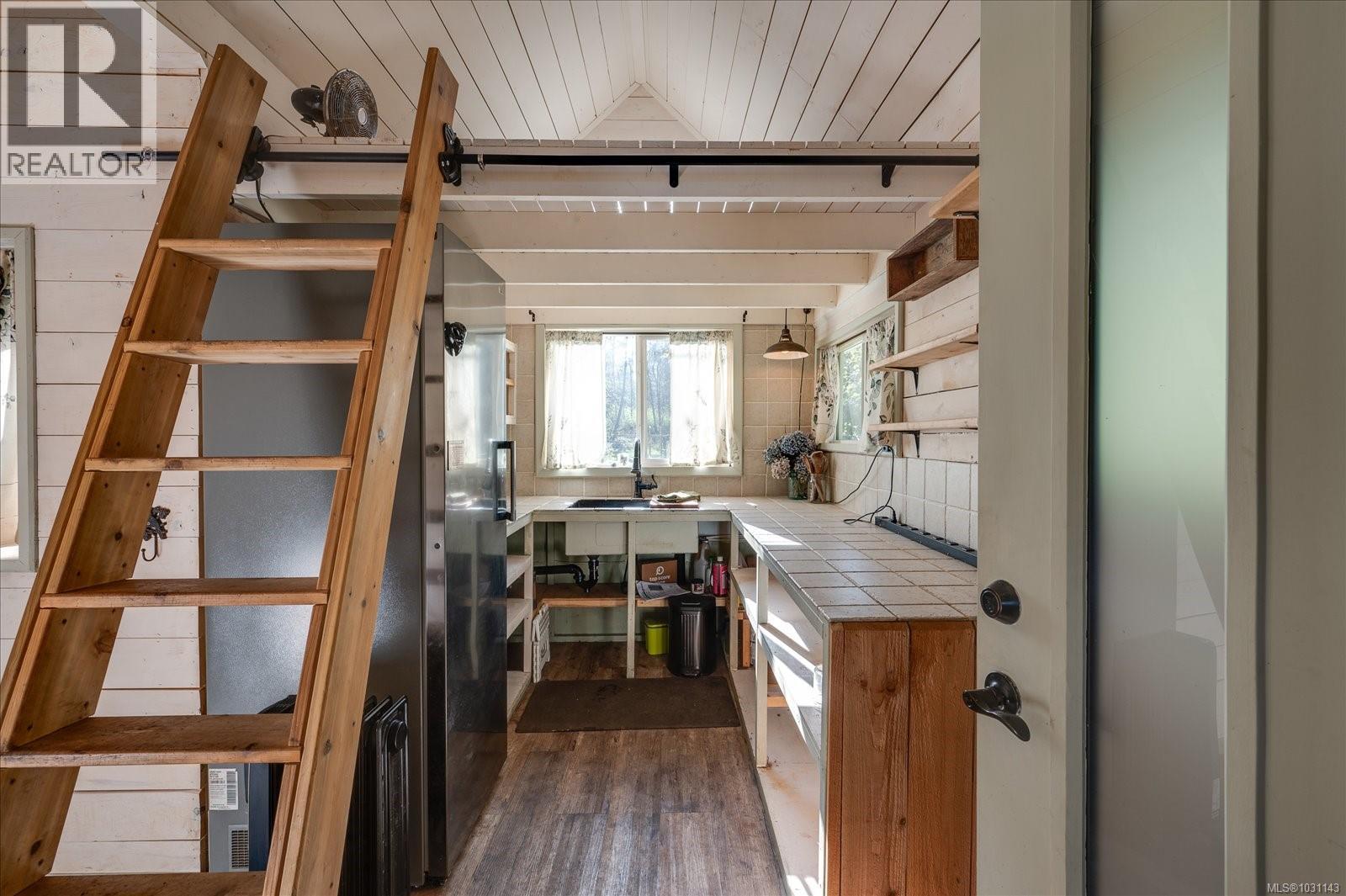 1040 Mcclay Way, Gabriola Island, British Columbia  V0R 1X3 - Photo 11 - 1031143