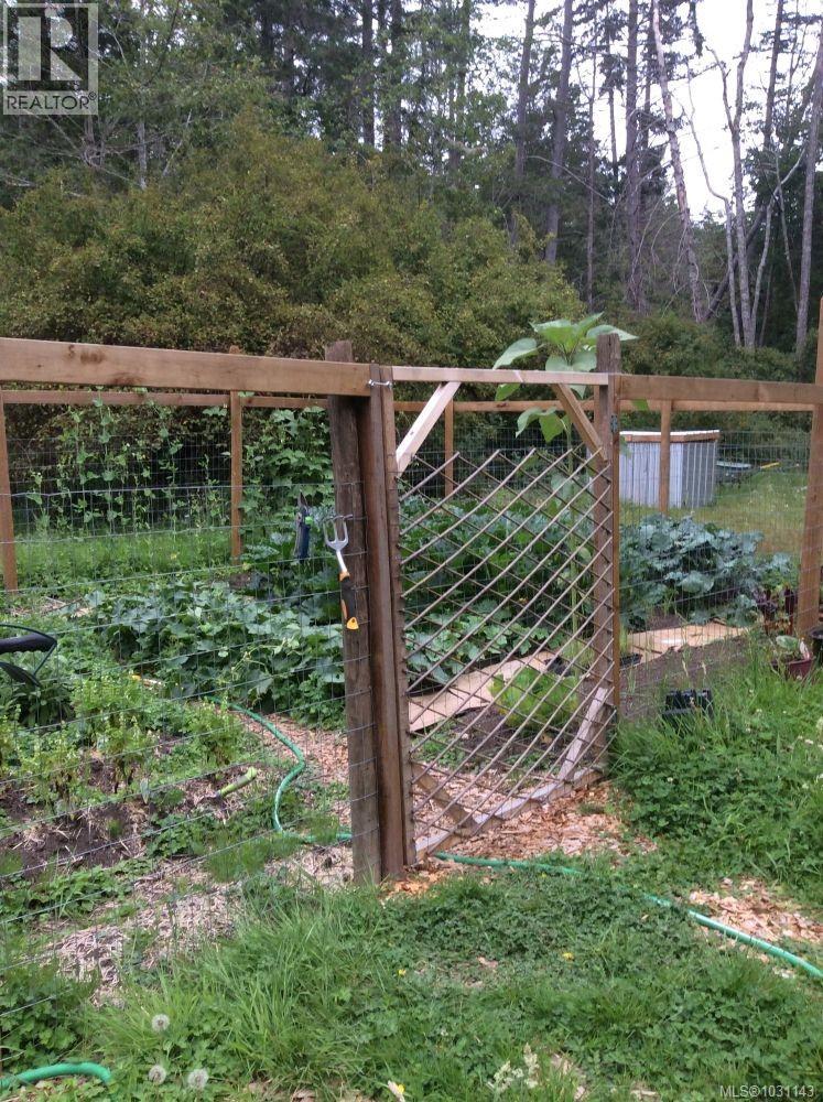 1040 Mcclay Way, Gabriola Island, British Columbia  V0R 1X3 - Photo 15 - 1031143