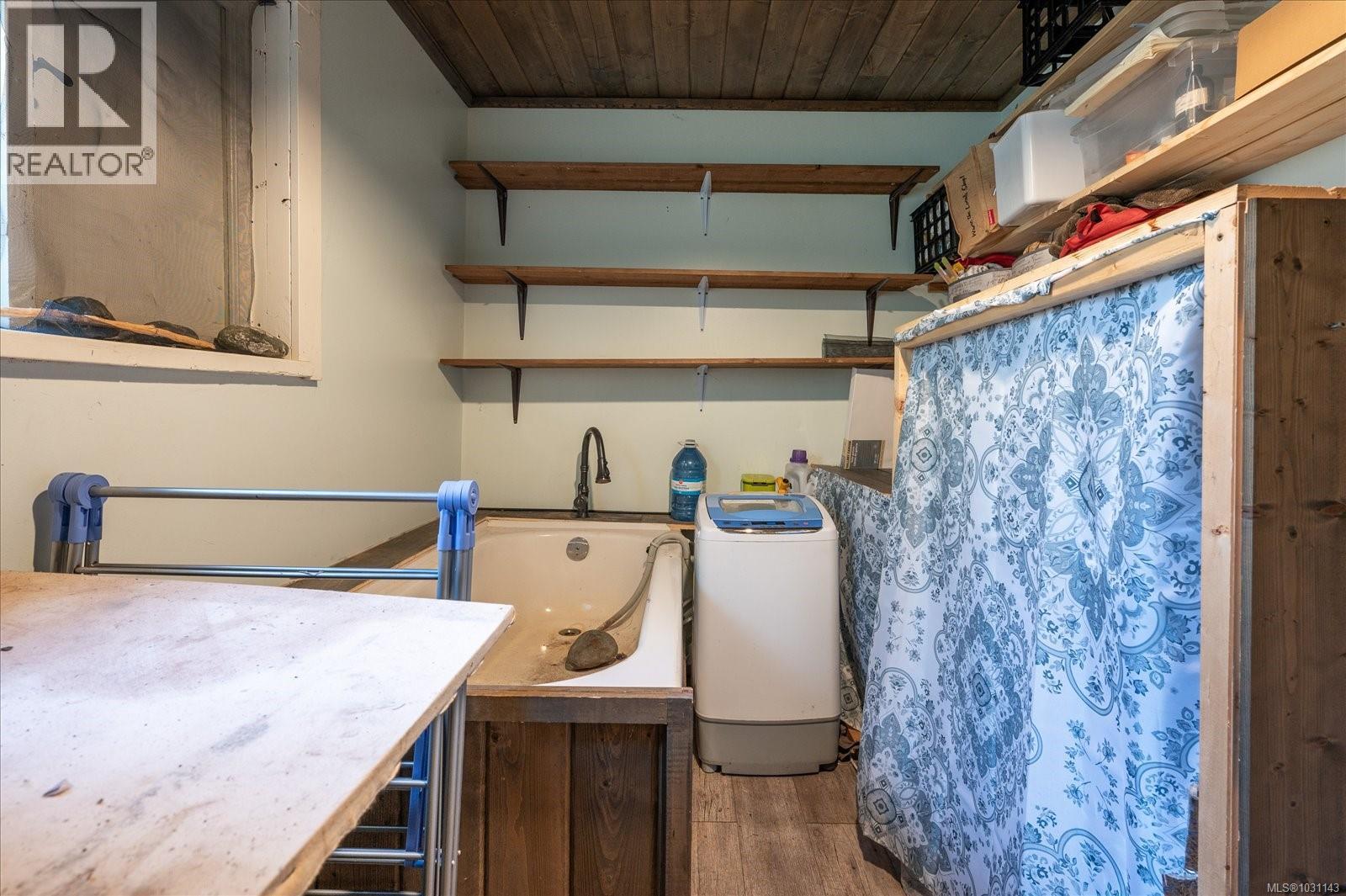 1040 Mcclay Way, Gabriola Island, British Columbia  V0R 1X3 - Photo 32 - 1031143