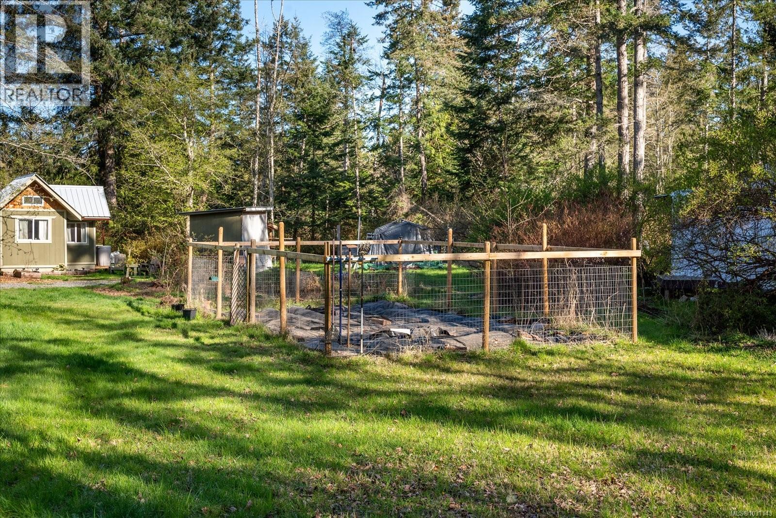1040 Mcclay Way, Gabriola Island, British Columbia  V0R 1X3 - Photo 34 - 1031143