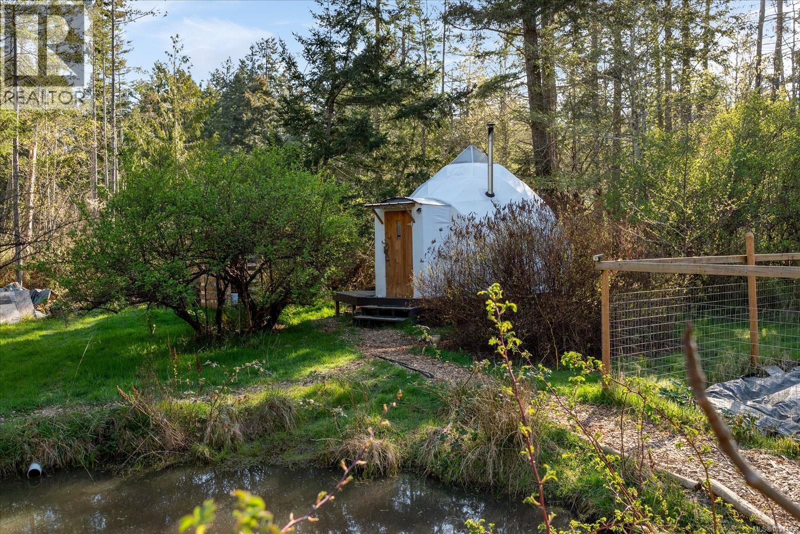 1040 Mcclay Way, Gabriola Island, British Columbia  V0R 1X3 - Photo 36 - 1031143