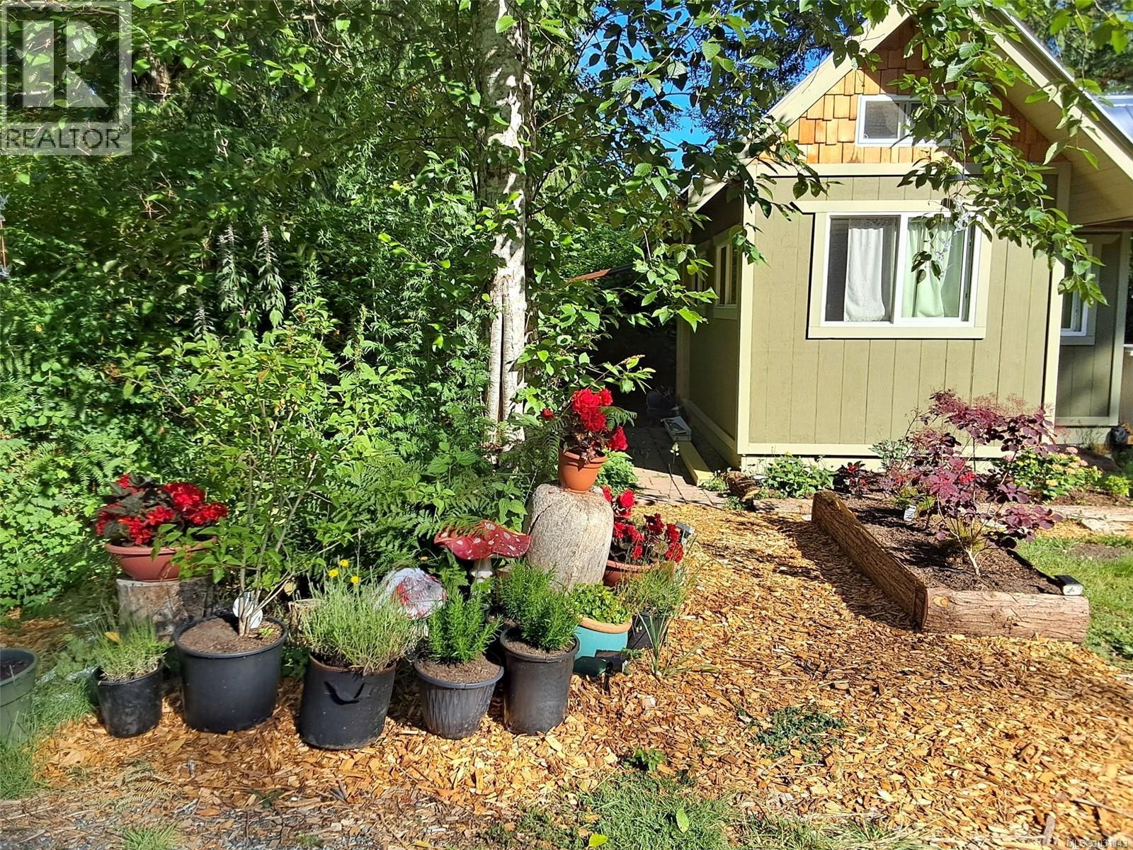 1040 Mcclay Way, Gabriola Island, British Columbia  V0R 1X3 - Photo 5 - 1031143