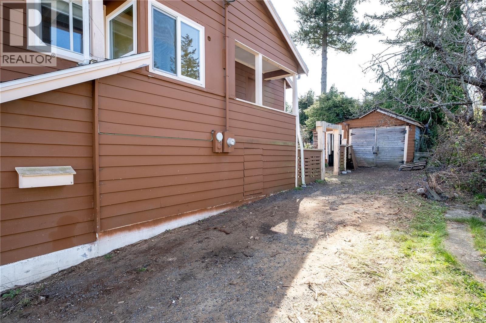 658 Thulin St, Campbell River, British Columbia  V9W 2L3 - Photo 2 - 1030873