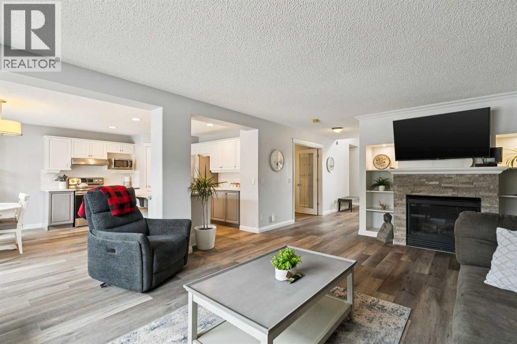 54 Chapala Grove Se, Calgary, Alberta  T2X 3V5 - Photo 7 - A2298683