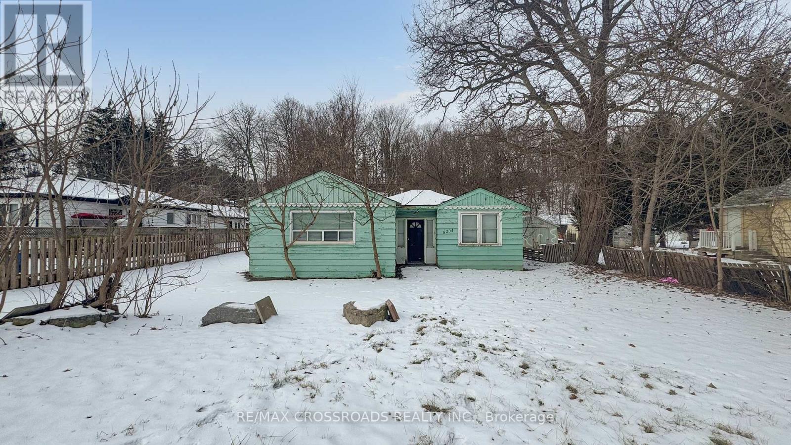 8204 ISLINGTON AVENUE, Vaughan, Ontario