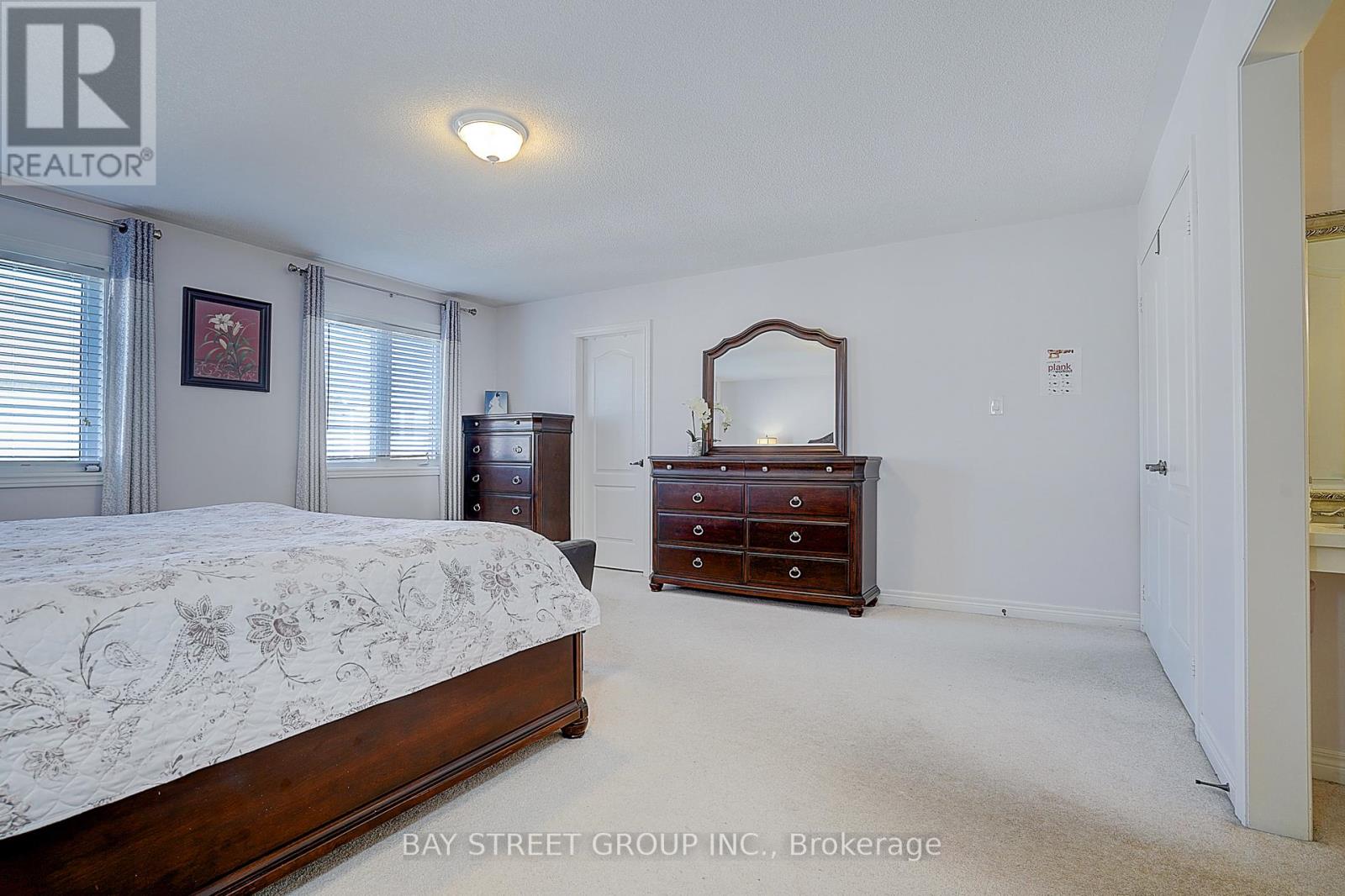 90 Gable Avenue N, Markham, Ontario  L6C 2W6 - Photo 26 - N12976604