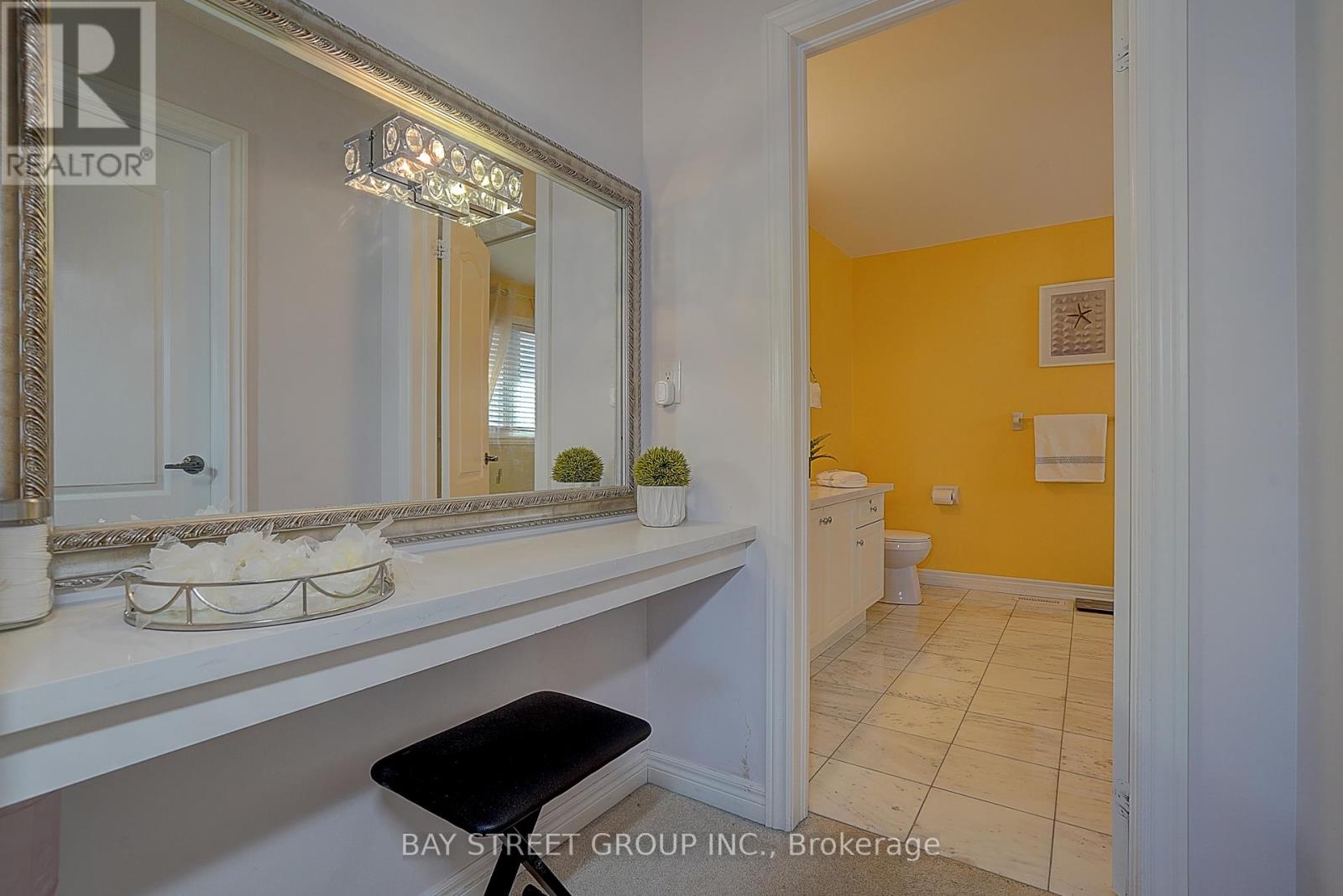 90 Gable Avenue N, Markham, Ontario  L6C 2W6 - Photo 27 - N12976604