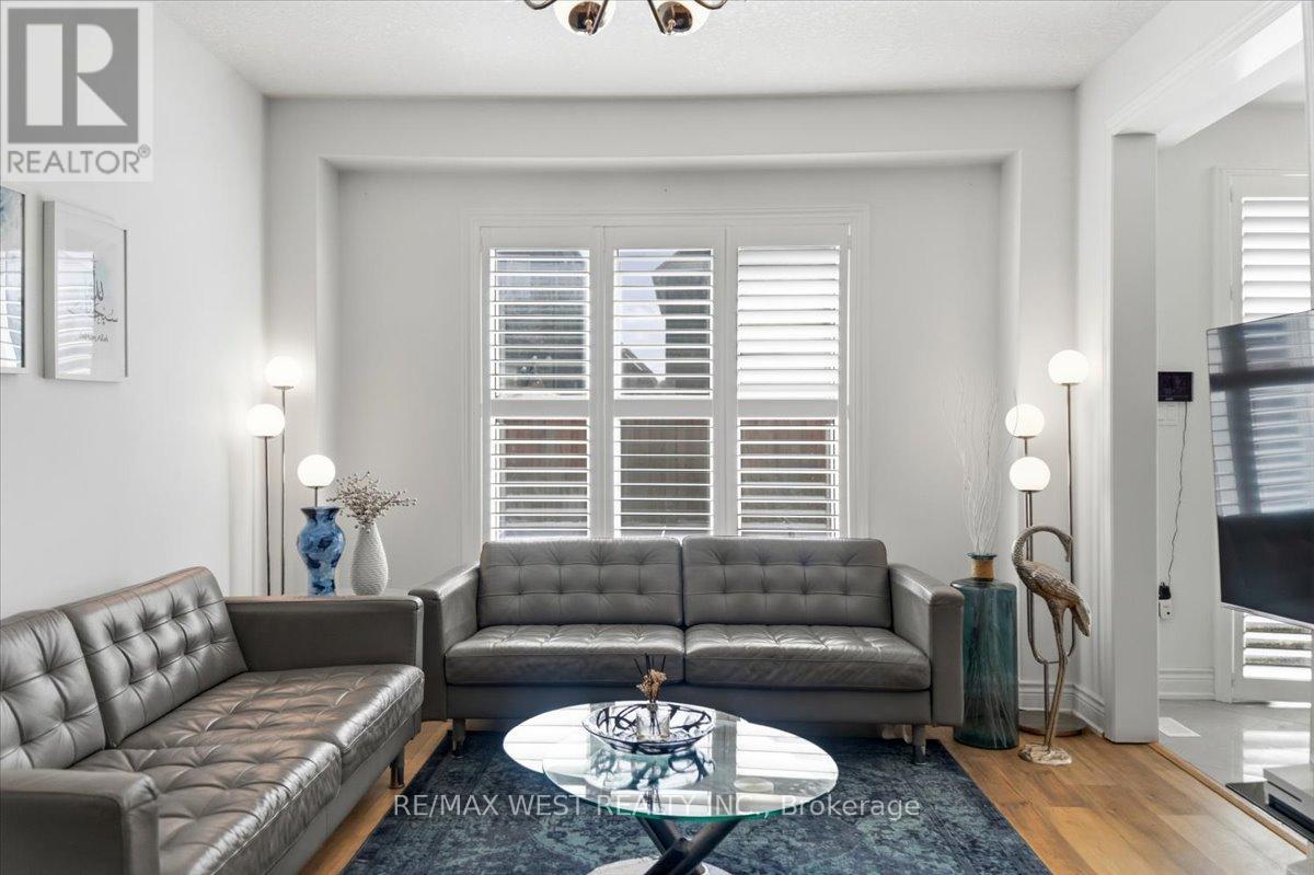 75 Morrison Avenue, New Tecumseth, Ontario  L9R 0R4 - Photo 16 - N12976634