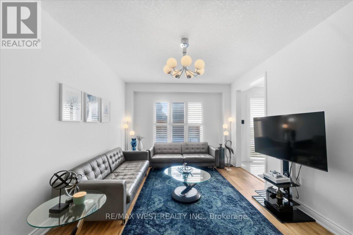 75 Morrison Avenue, New Tecumseth, Ontario  L9R 0R4 - Photo 18 - N12976634