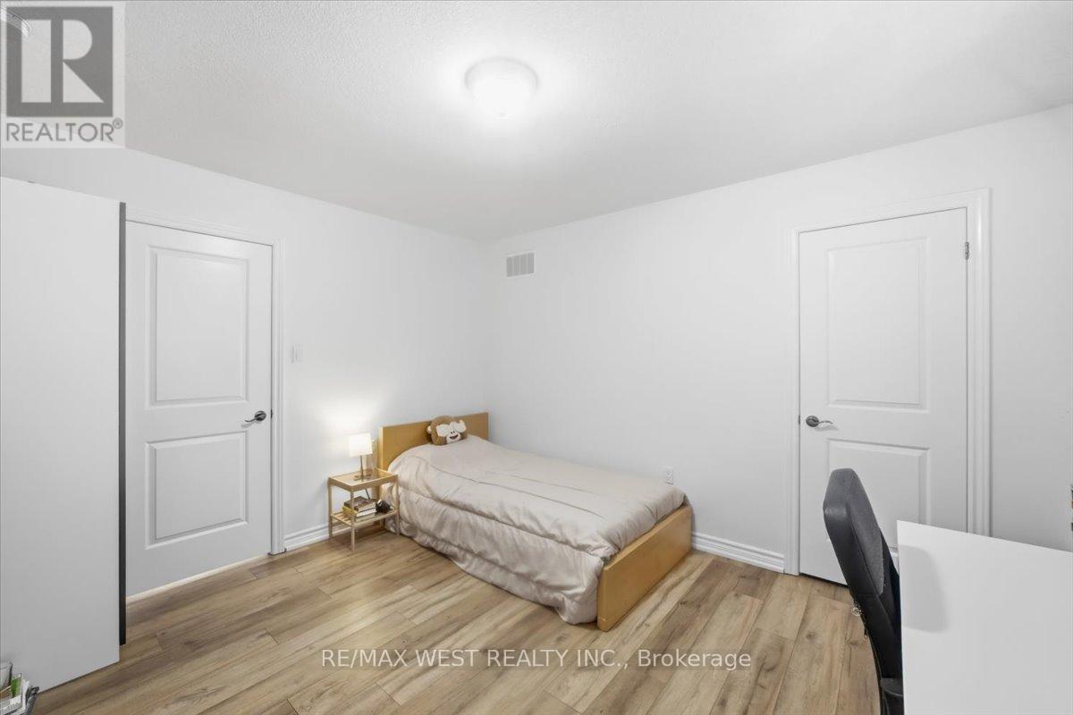 75 Morrison Avenue, New Tecumseth, Ontario  L9R 0R4 - Photo 32 - N12976634