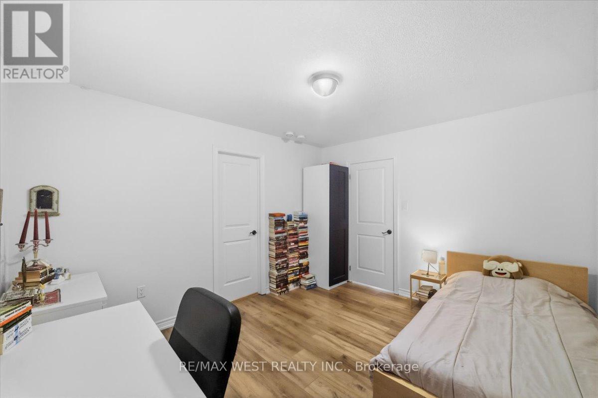 75 Morrison Avenue, New Tecumseth, Ontario  L9R 0R4 - Photo 33 - N12976634