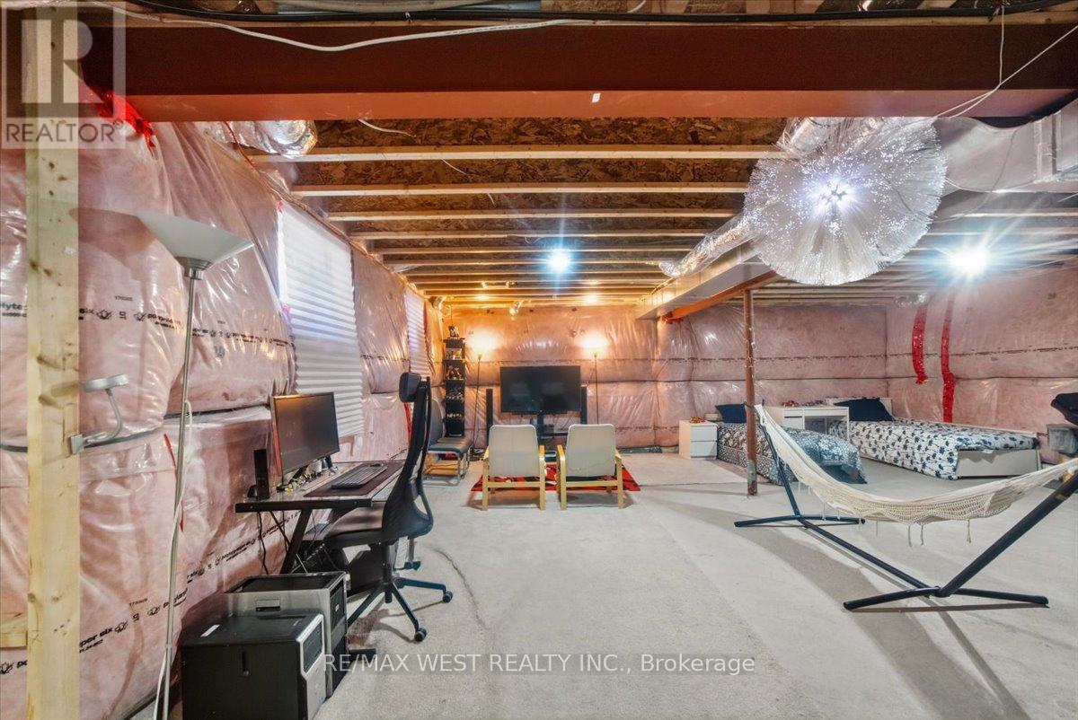 75 Morrison Avenue, New Tecumseth, Ontario  L9R 0R4 - Photo 35 - N12976634