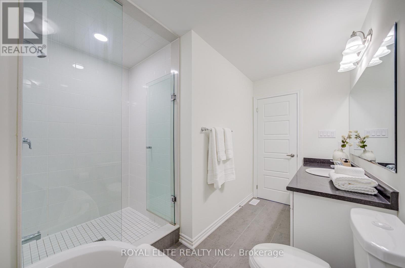 97 Thomas Frisby Jr Crescent, Markham, Ontario  L6C 1L2 - Photo 39 - N12976694