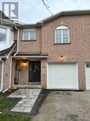 28 ROYAL CEDAR COURT, East Gwillimbury, Ontario