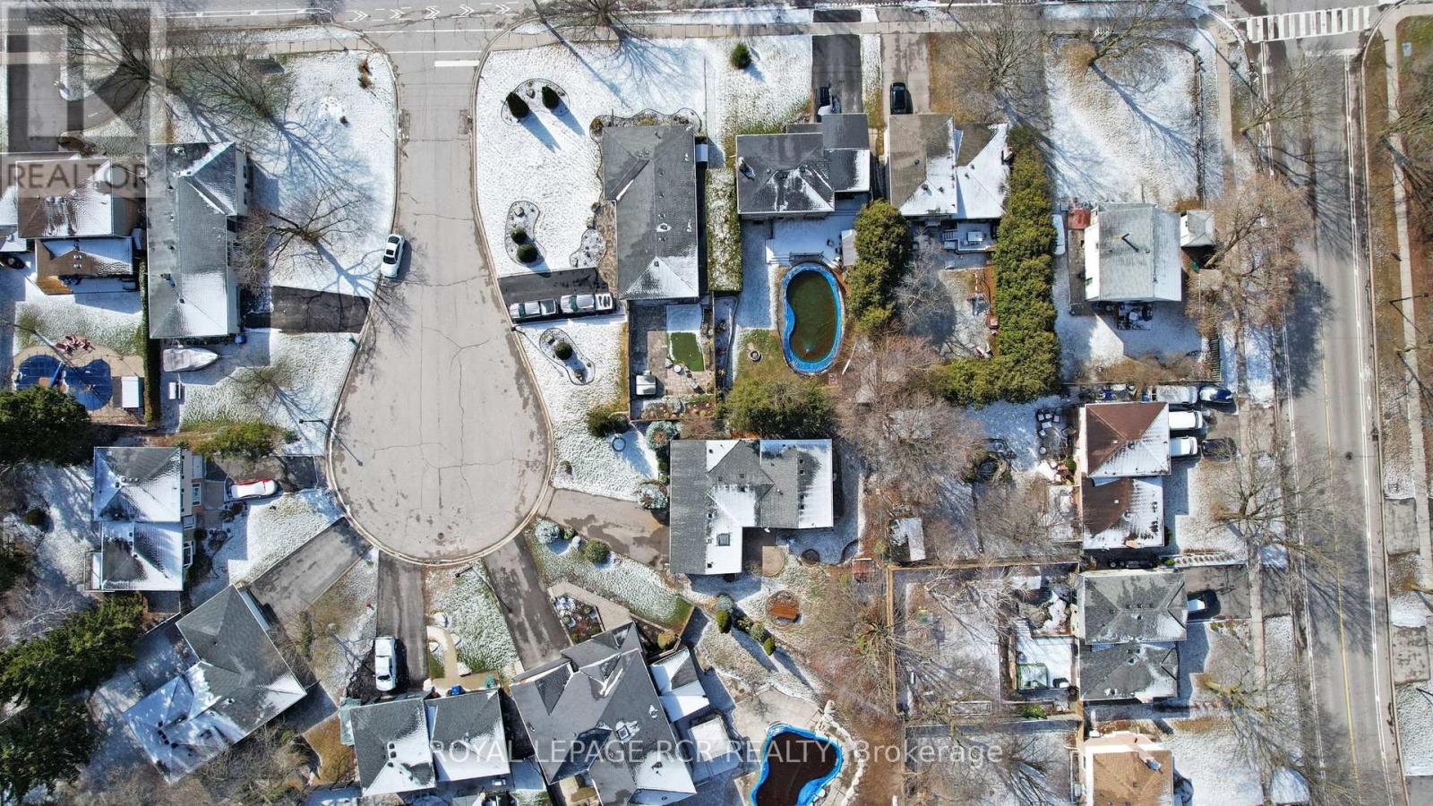 827 Legge Court, Newmarket, Ontario  L3Y 3J1 - Photo 36 - N12976762