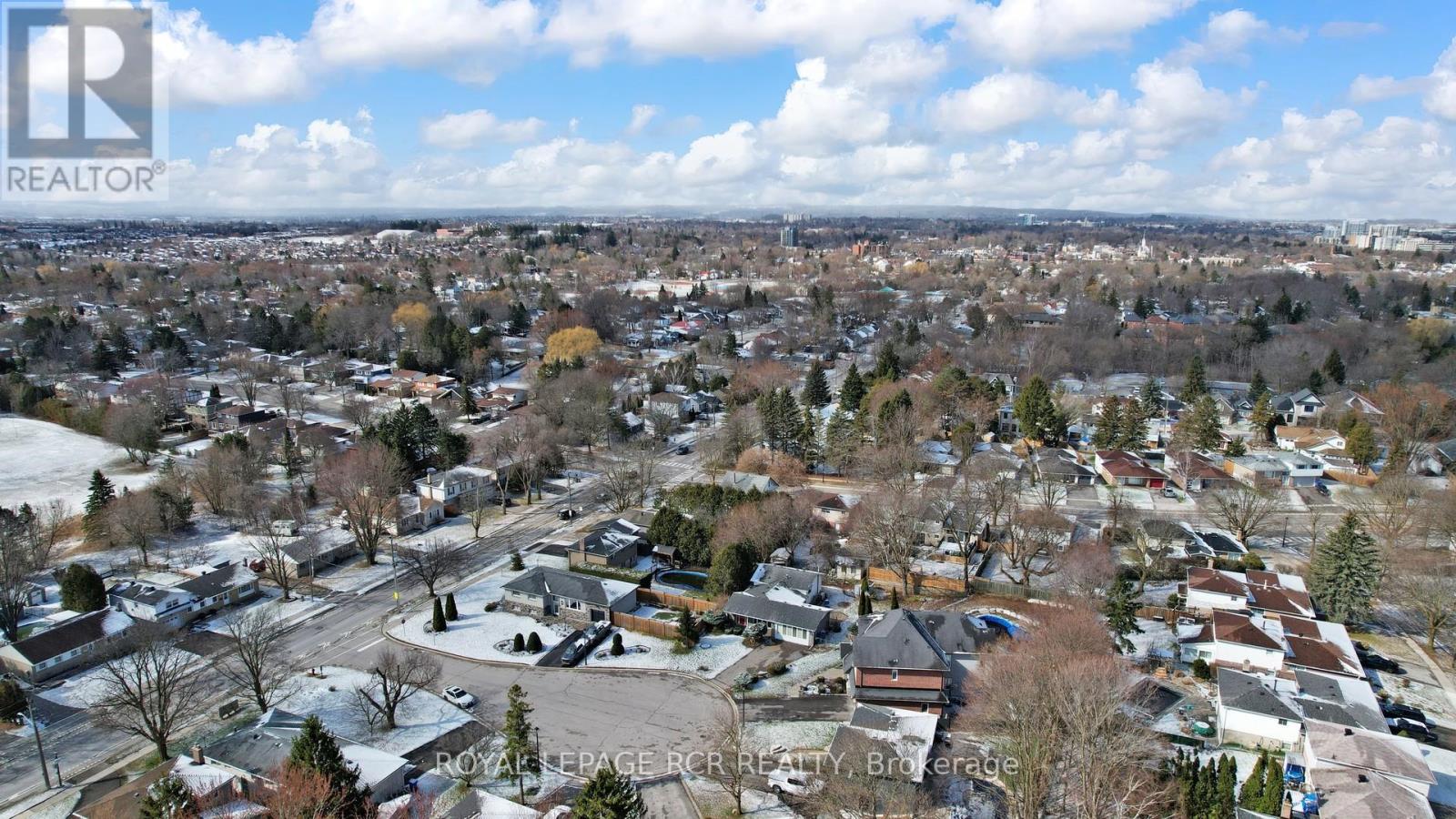 827 Legge Court, Newmarket, Ontario  L3Y 3J1 - Photo 42 - N12976762