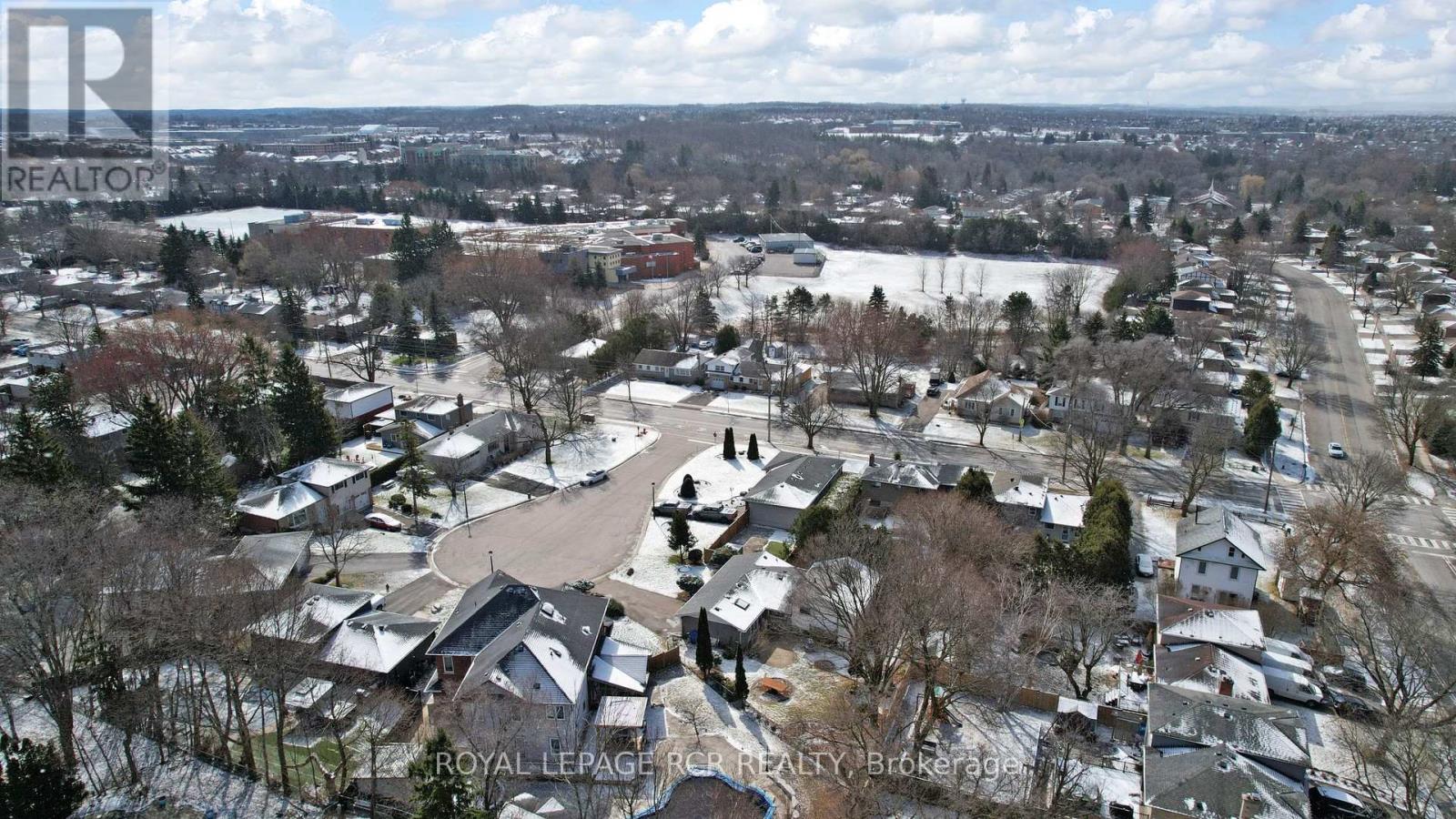 827 Legge Court, Newmarket, Ontario  L3Y 3J1 - Photo 50 - N12976762