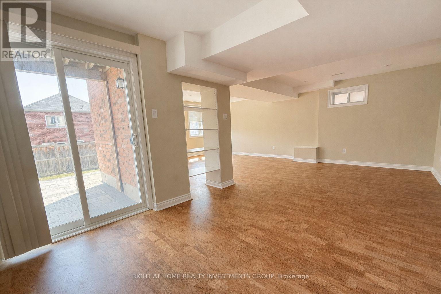 3 Herefordshire Crescent, East Gwillimbury, Ontario  L9N 0B7 - Photo 23 - N12976772